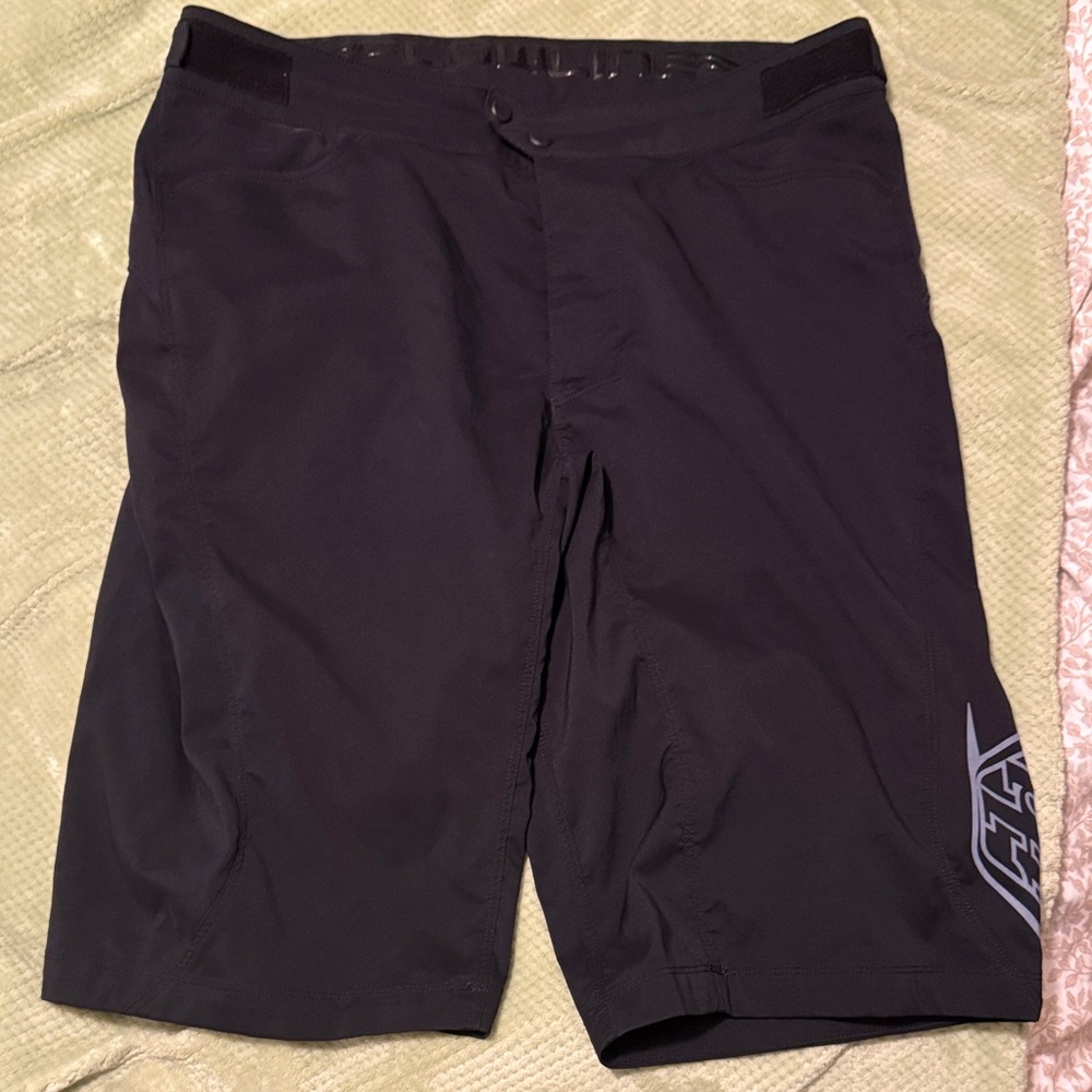 Troy Lee Designs men’s flowline black mtb shorts
